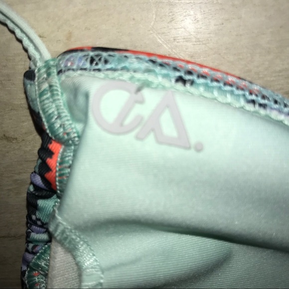 CA division of vitamin A bikini top - Picture 3 of 3